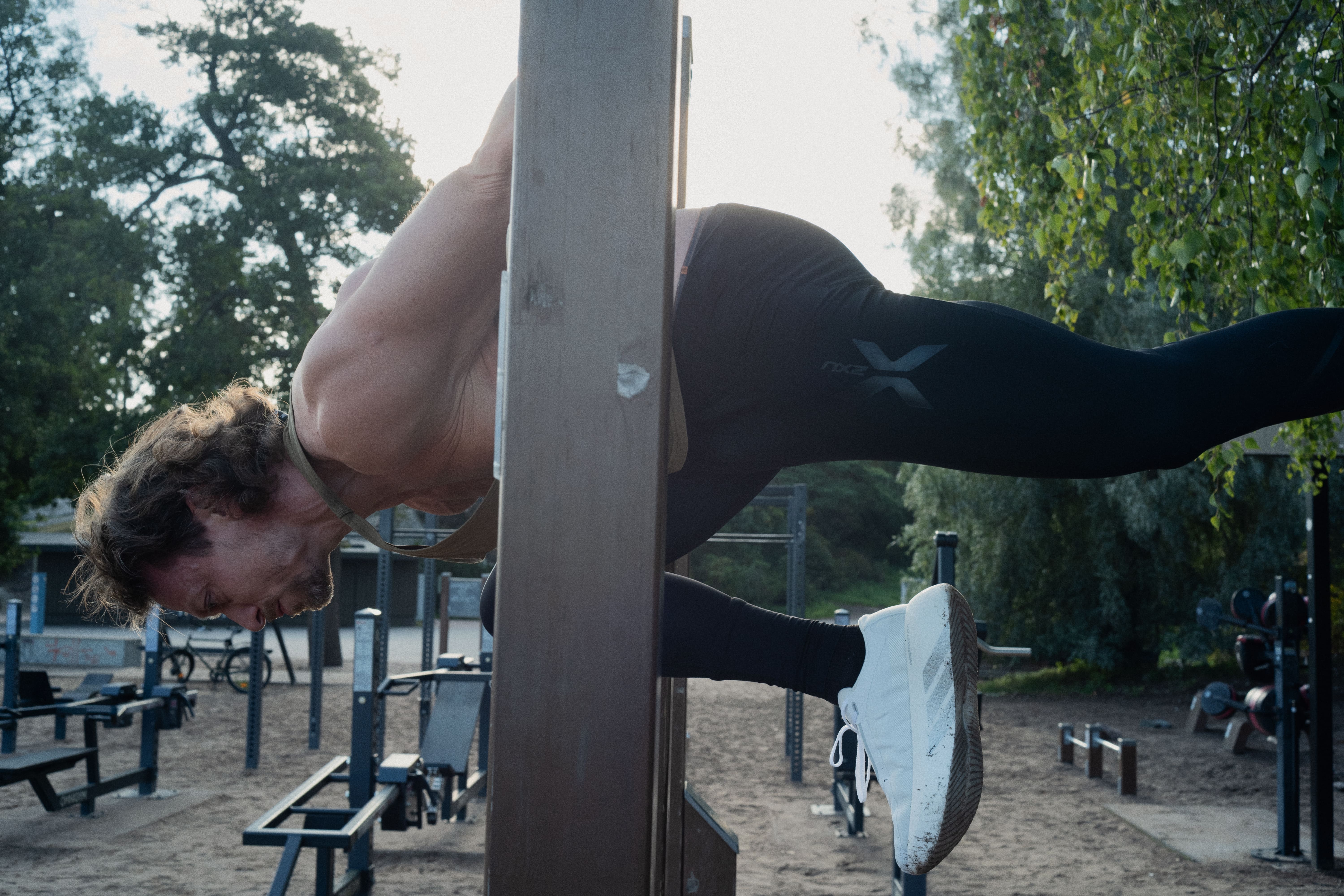 Human flag kehonhallinta